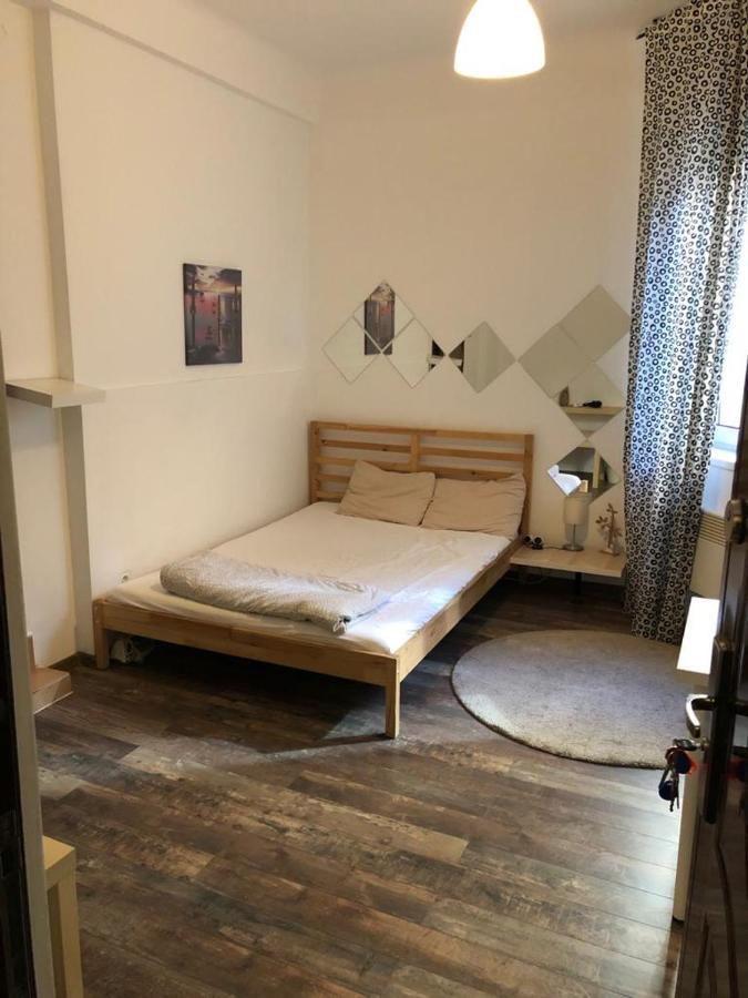 Studio Old Town By Dtm Properties Apartamento Bucareste Exterior foto
